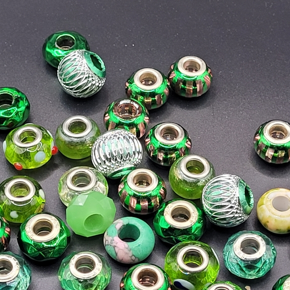 NEW-40 pc Randomly Mixed Large Hole European Beads - Picture 3 of 6